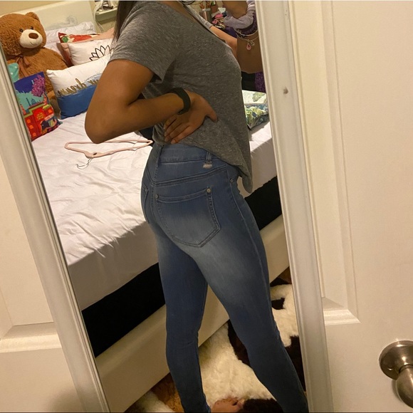 Skinny light wash jeans - Picture 2 of 4